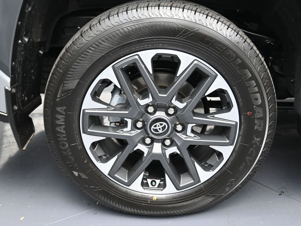 Used 2026 Toyota Sequoia Limited AWD/4WD image 5