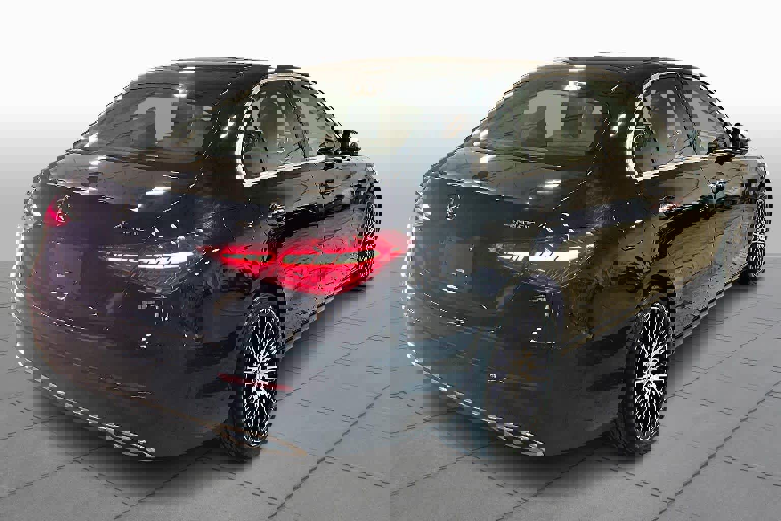 Used 2023 Mercedes-Benz C 300 4MATIC Sedan image 12