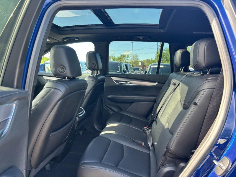 Used 2023 Cadillac XT6 Luxury AWD/4WD image 11