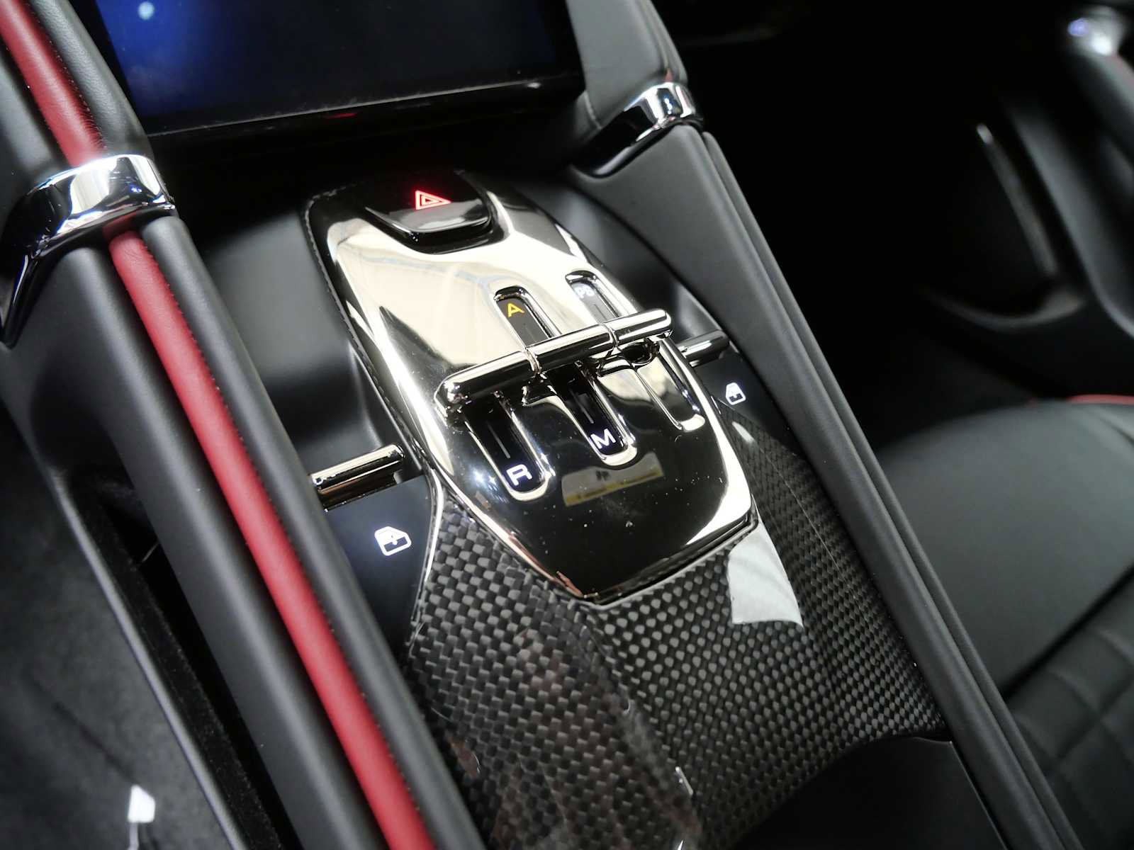Certified 2021 Ferrari Roma RWD image 23
