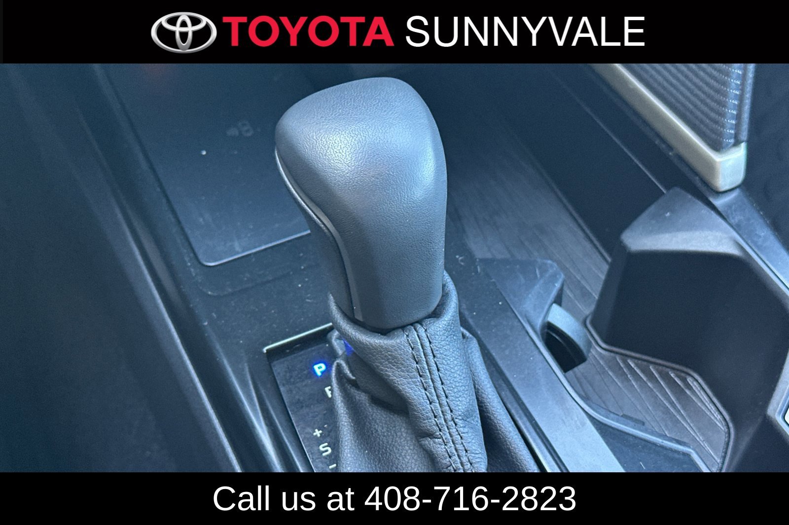 Certified 2026 Toyota Camry Hybrid FWD image 25