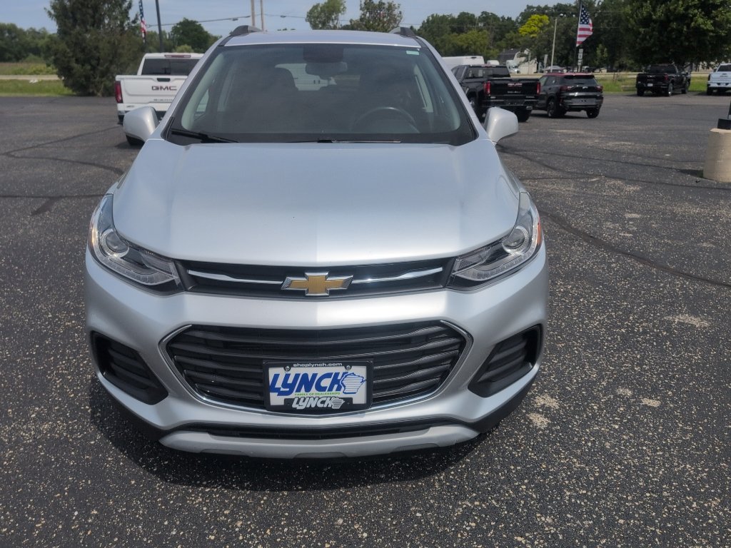 Used 2019 Chevrolet Trax LT w/ LT Convenience Package FWD image 9