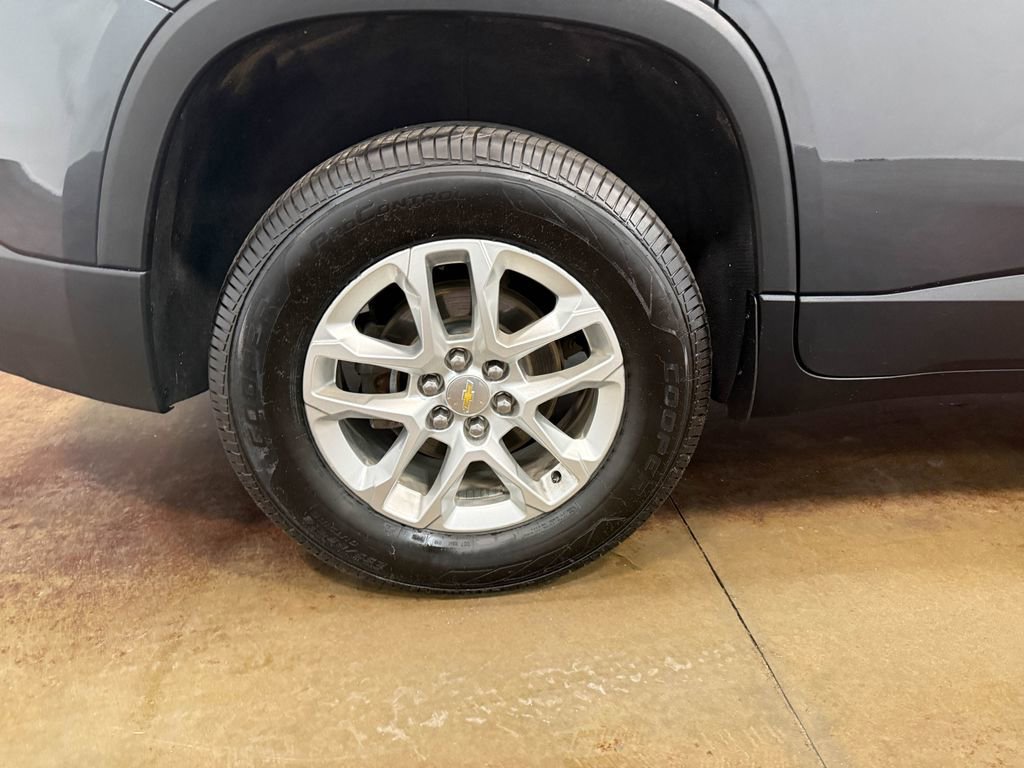 Used 2019 Chevrolet Traverse LT image 90