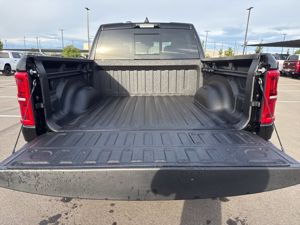 New 2027 RAM 1500 4x4 Crew Cab image 32