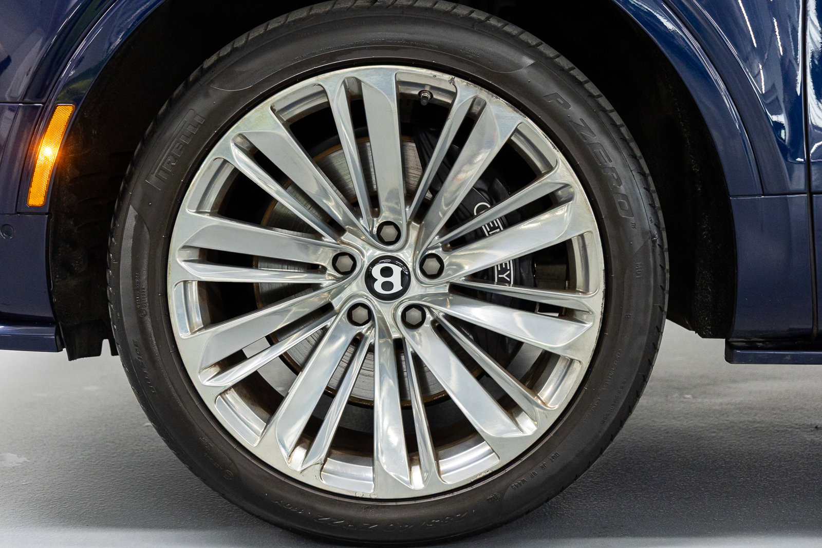 Used 2020 Bentley Bentayga Speed image 15