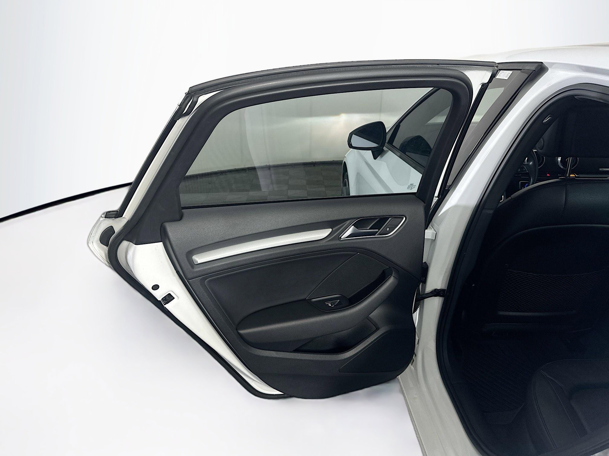 Used 2018 Audi A3 2.0T Premium w/ Convenience Package image 27