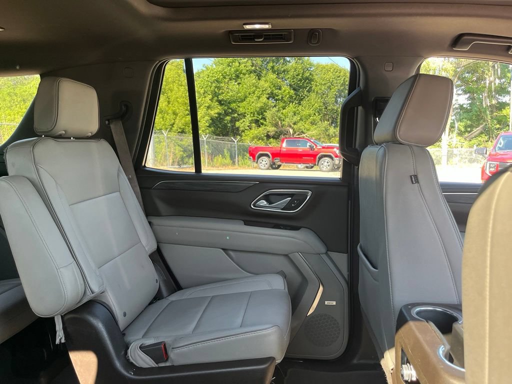 Used 2023 GMC Yukon SLT AWD/4WD image 41