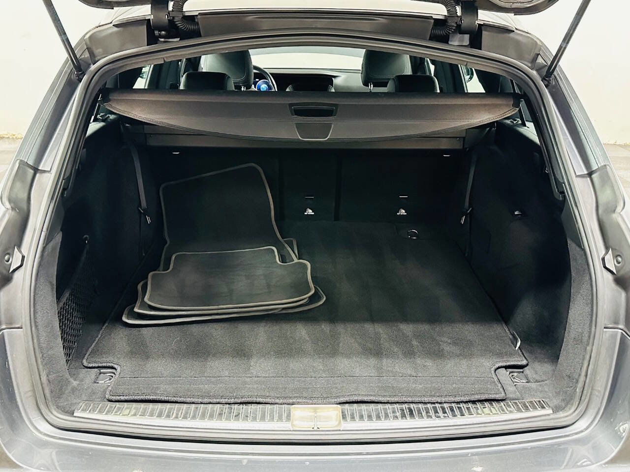 Used 2019 Mercedes-Benz E 450 E 450 4MATIC AWD 4dr Wagon image 29