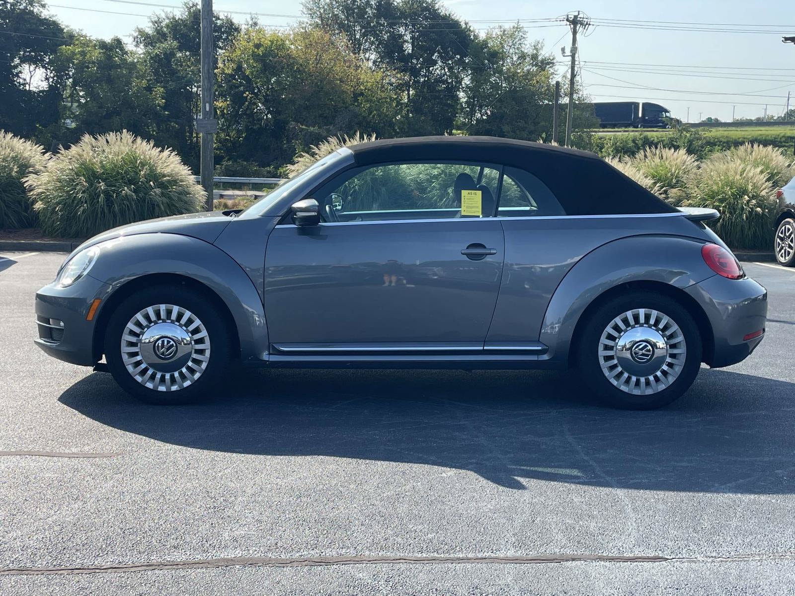 Used 2016 Volkswagen Beetle 1.8T S FWD image 4