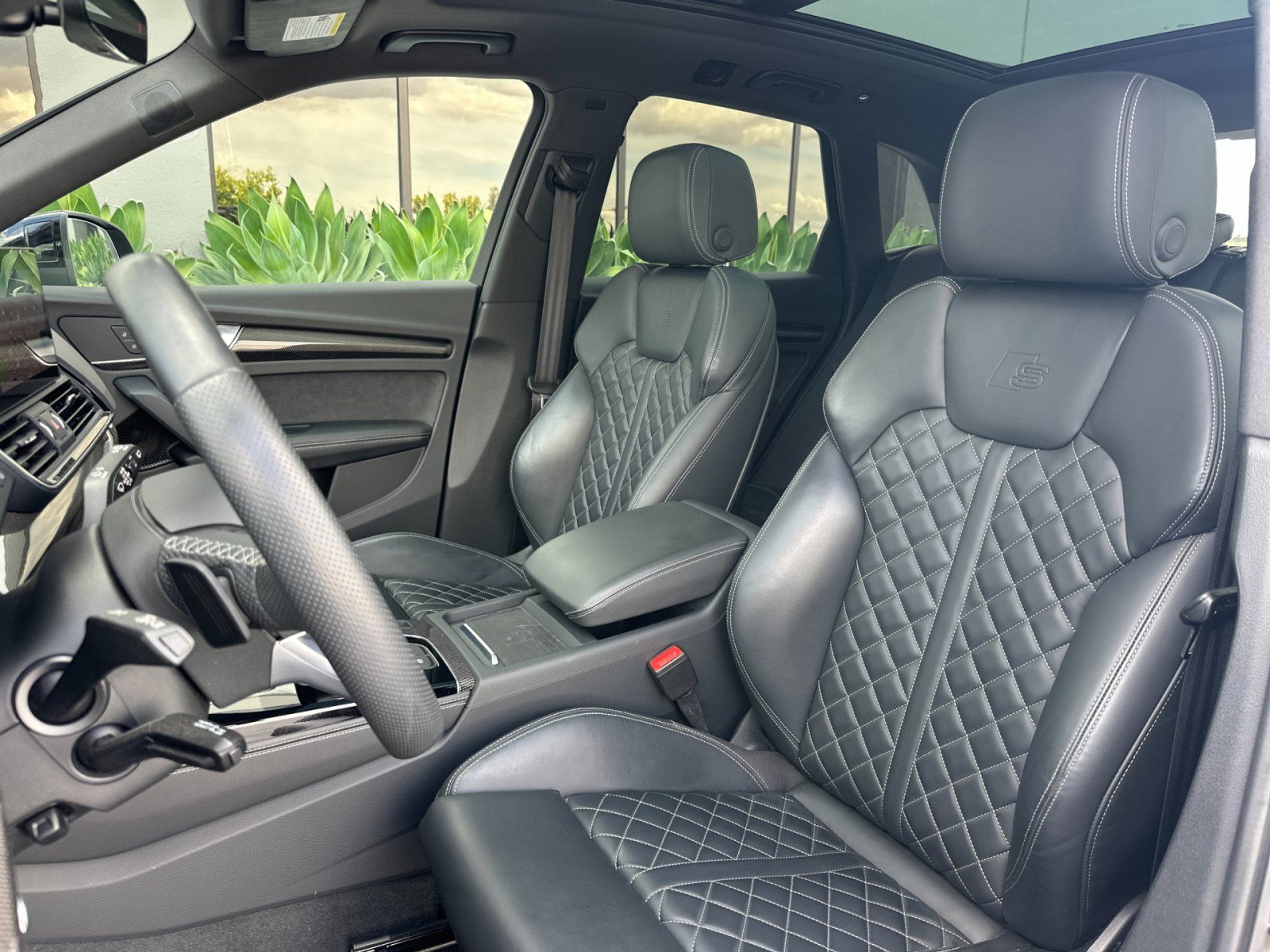 Used 2023 Audi SQ5 Prestige w/ Prestige Package AWD/4WD image 5