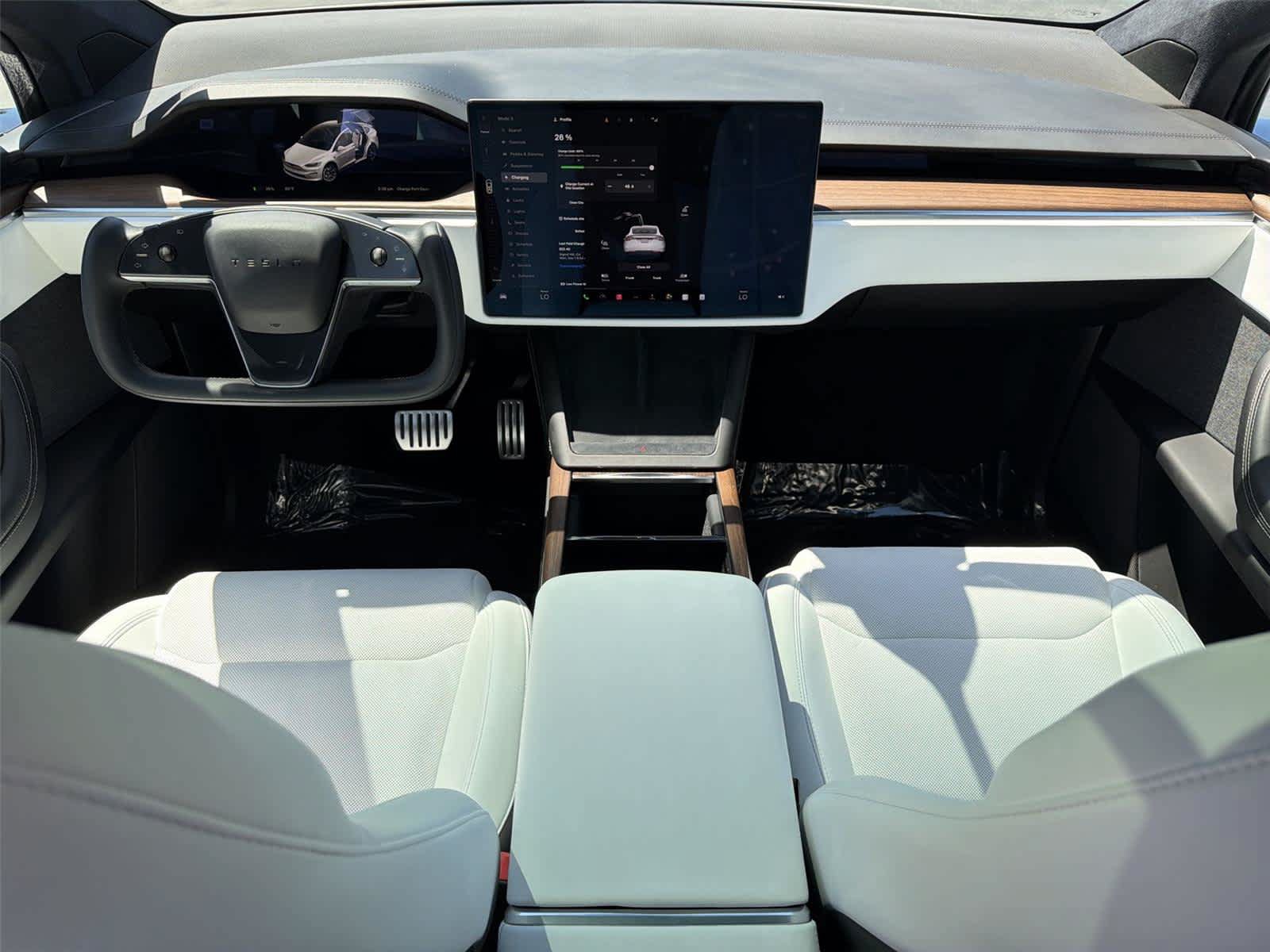 Used 2023 Tesla Model X AWD/4WD image 11