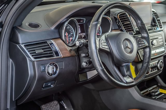 Used 2018 Mercedes-Benz GLS 550 4MATIC w/ Offroad Package image 28