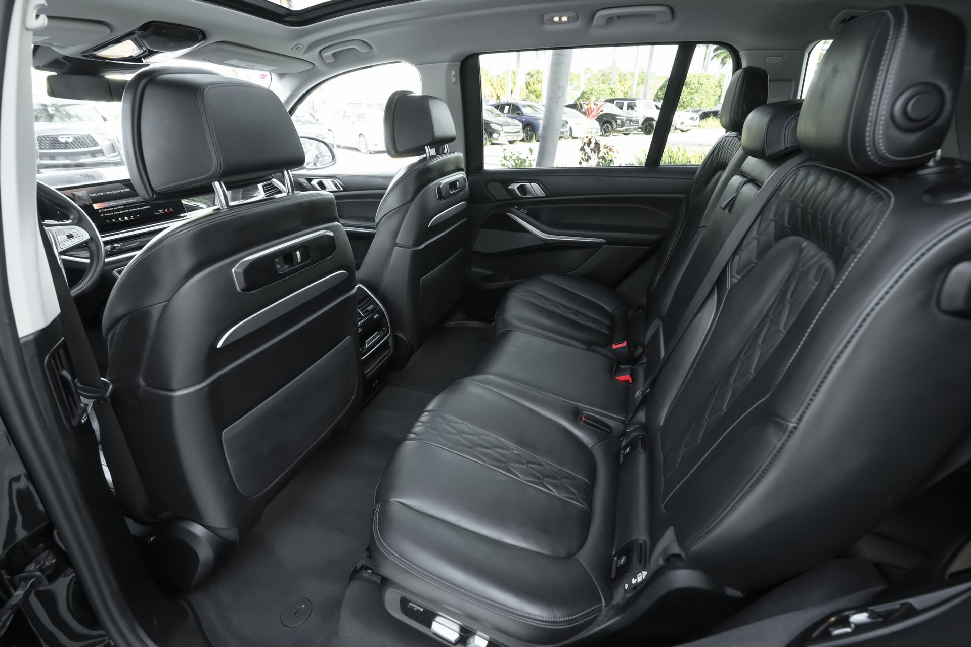 Used 2025 BMW X7 xDrive40i image 34