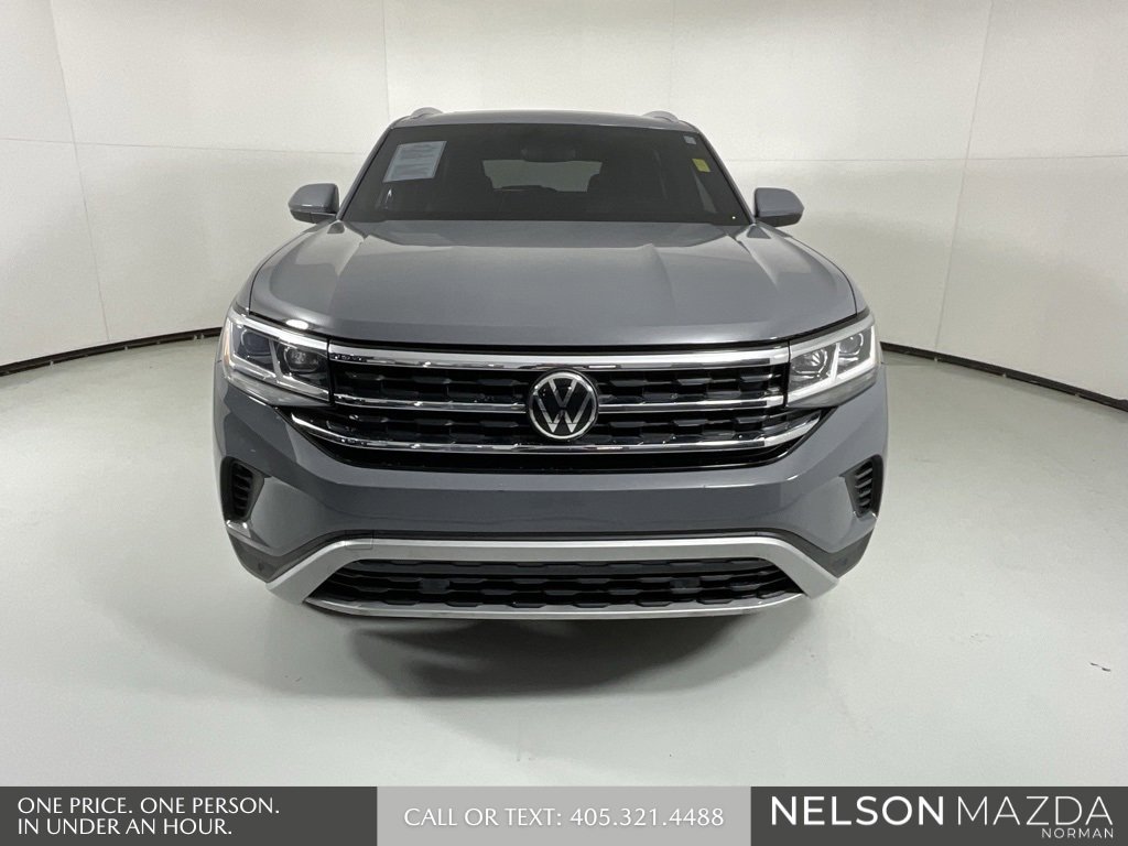Used 2021 Volkswagen Atlas Cross Sport SE image 2