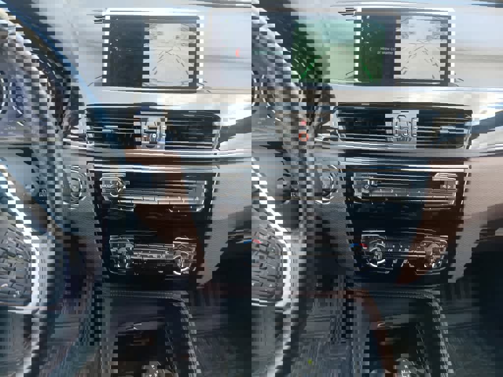 Used 2018 BMW X1 xDrive28i image 13