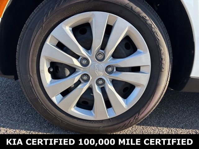 Certified 2025 Kia Soul LX image 9
