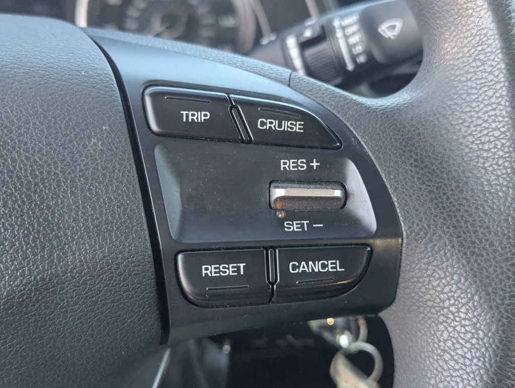 Used 2019 Hyundai Elantra SE w/ Cargo Package image 18