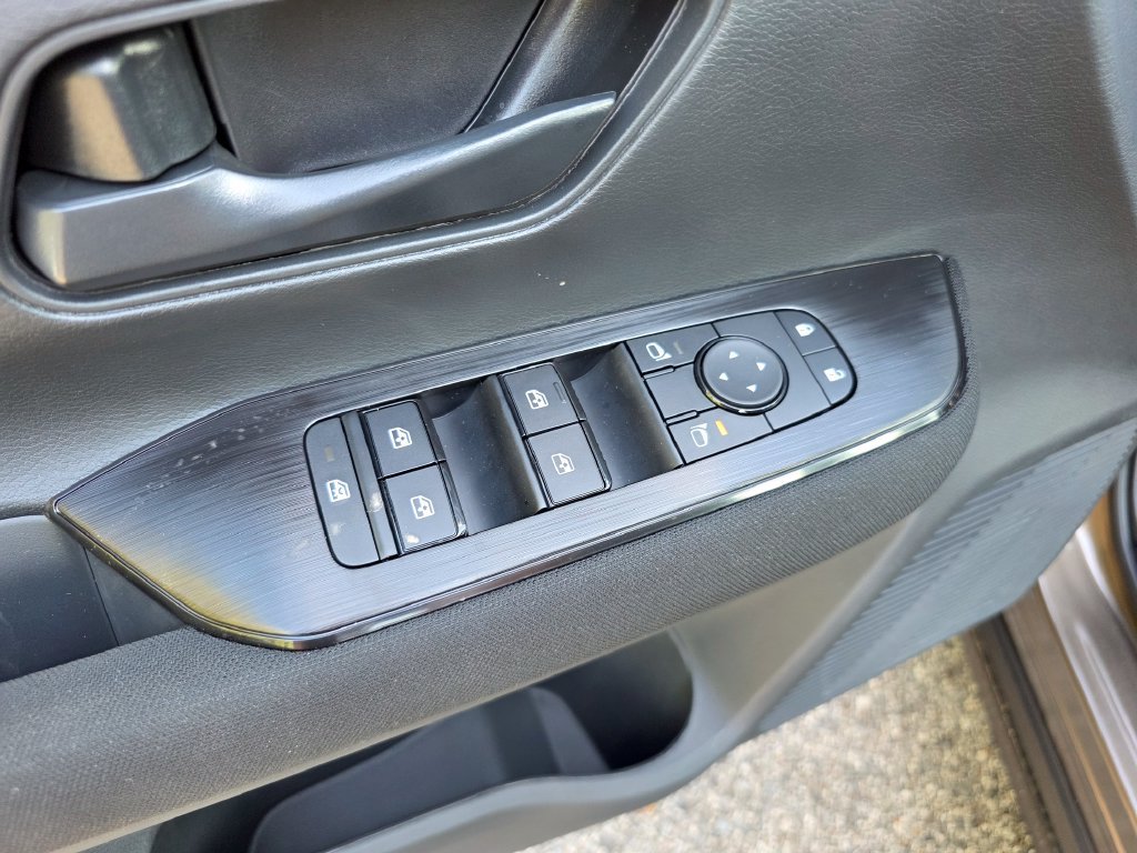 New 2027 Nissan Kicks S FWD image 18