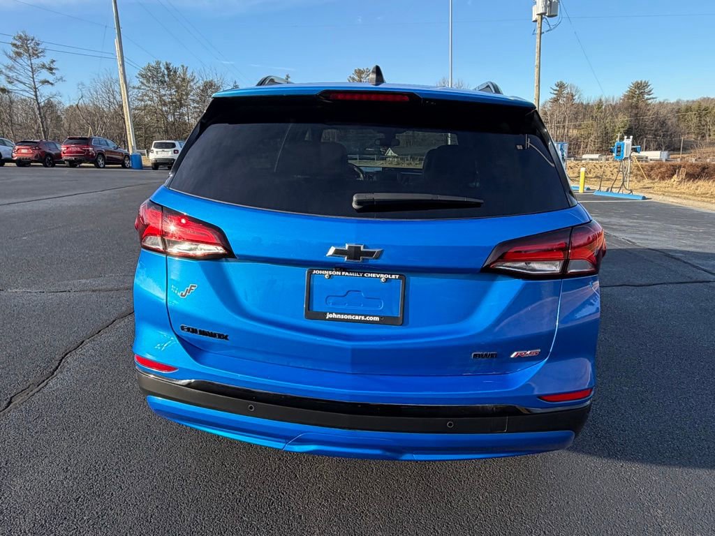 Used 2024 Chevrolet Equinox RS w/ LPO, Floor Liner Package image 6
