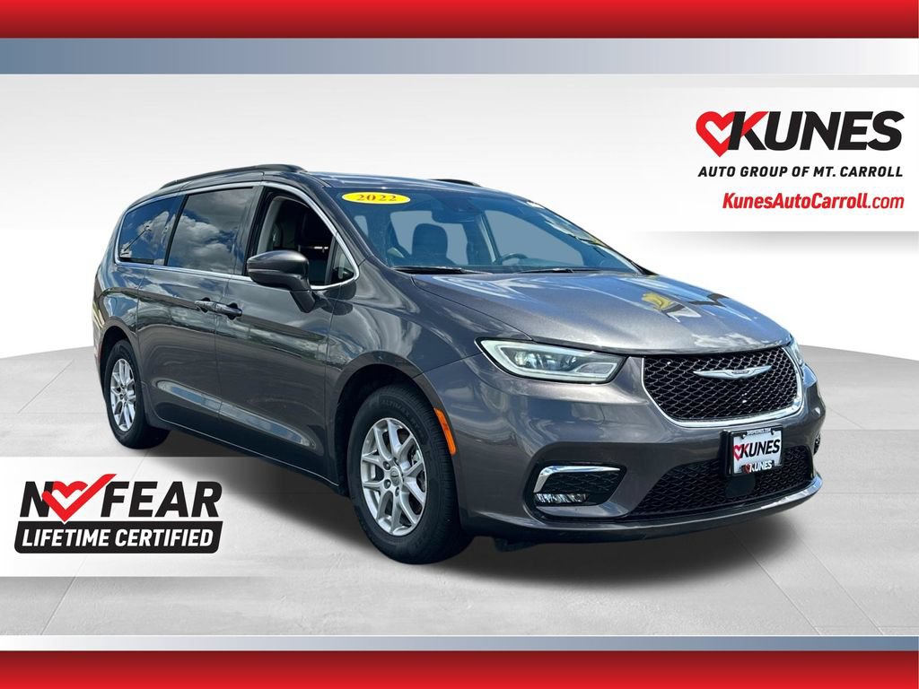 Used 2022 Chrysler Pacifica Touring-L