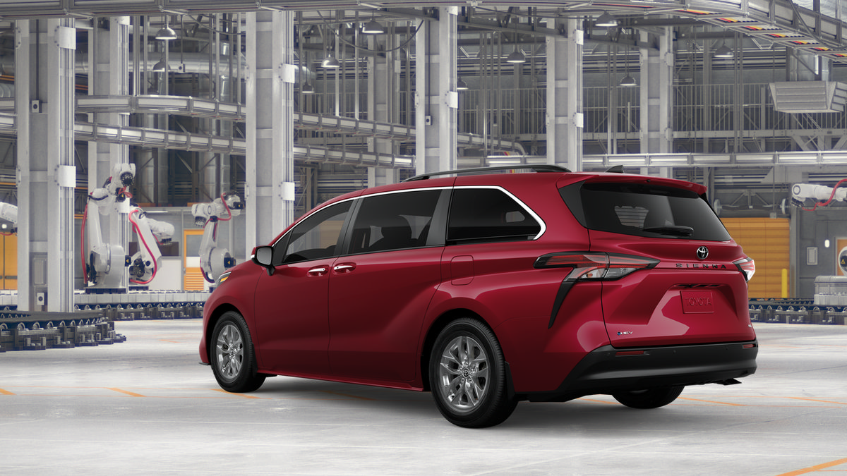 New 2026 Toyota Sienna XLE FWD image 8