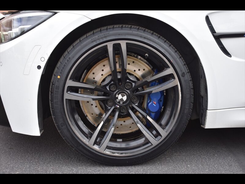 Used 2018 BMW M3 w/ Executive Package image 39