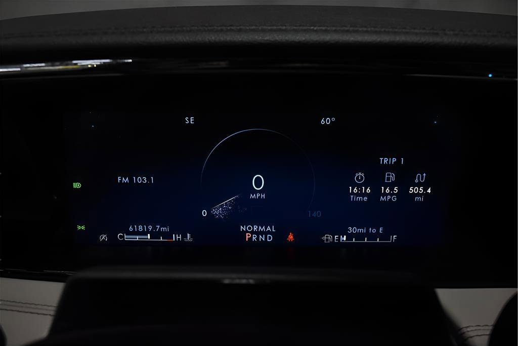 Used 2023 Lincoln Navigator L Reserve w/ Equipment Group 201A image 21