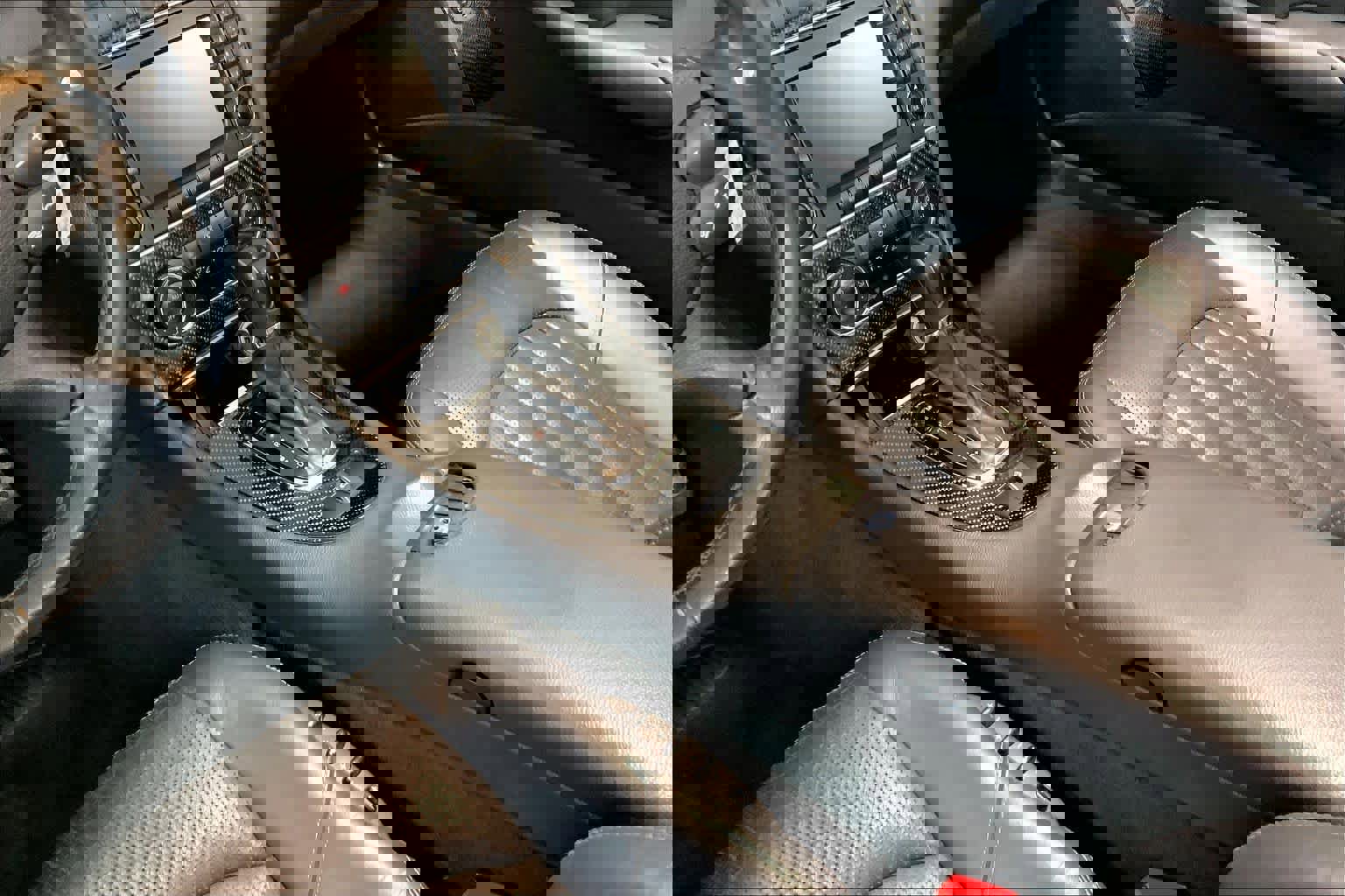 Used 2005 Mercedes-Benz CLK 55 AMG Cabriolet image 16