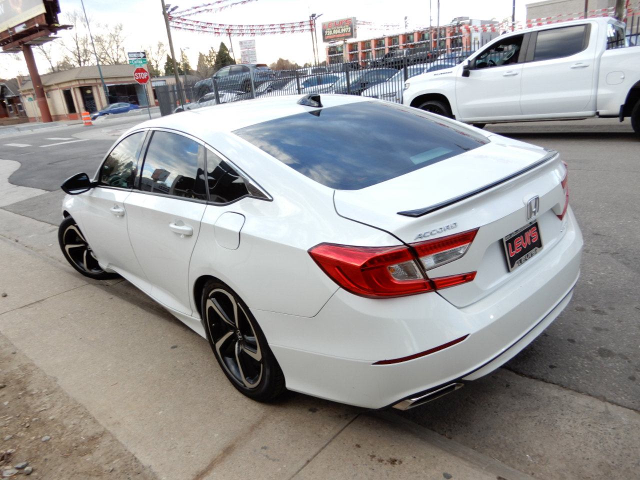 Used 2022 Honda Accord Sport image 7