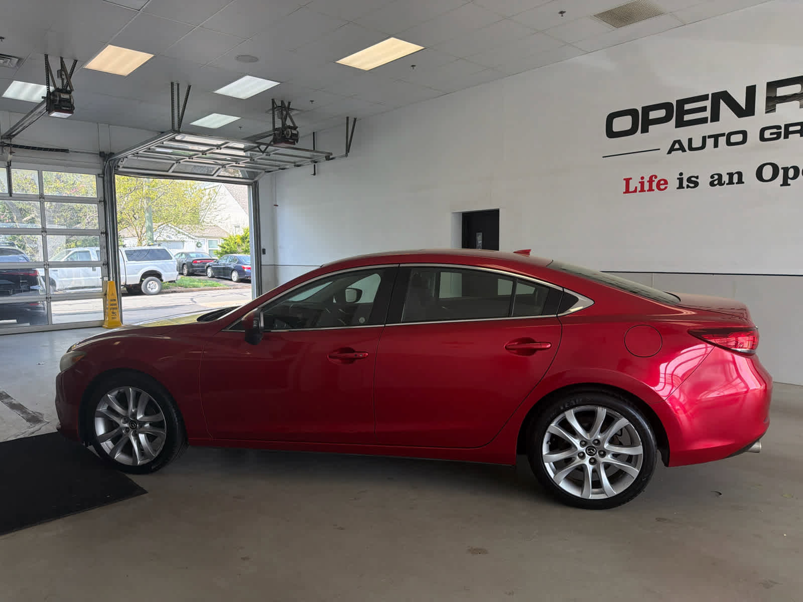 Used 2015 MAZDA MAZDA6 Touring image 2