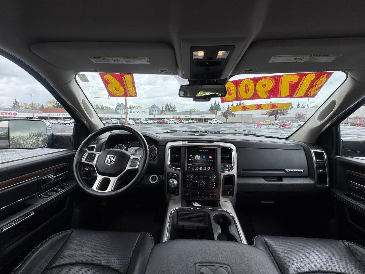 Used 2016 RAM 1500 Laramie w/ Convenience Group image 11