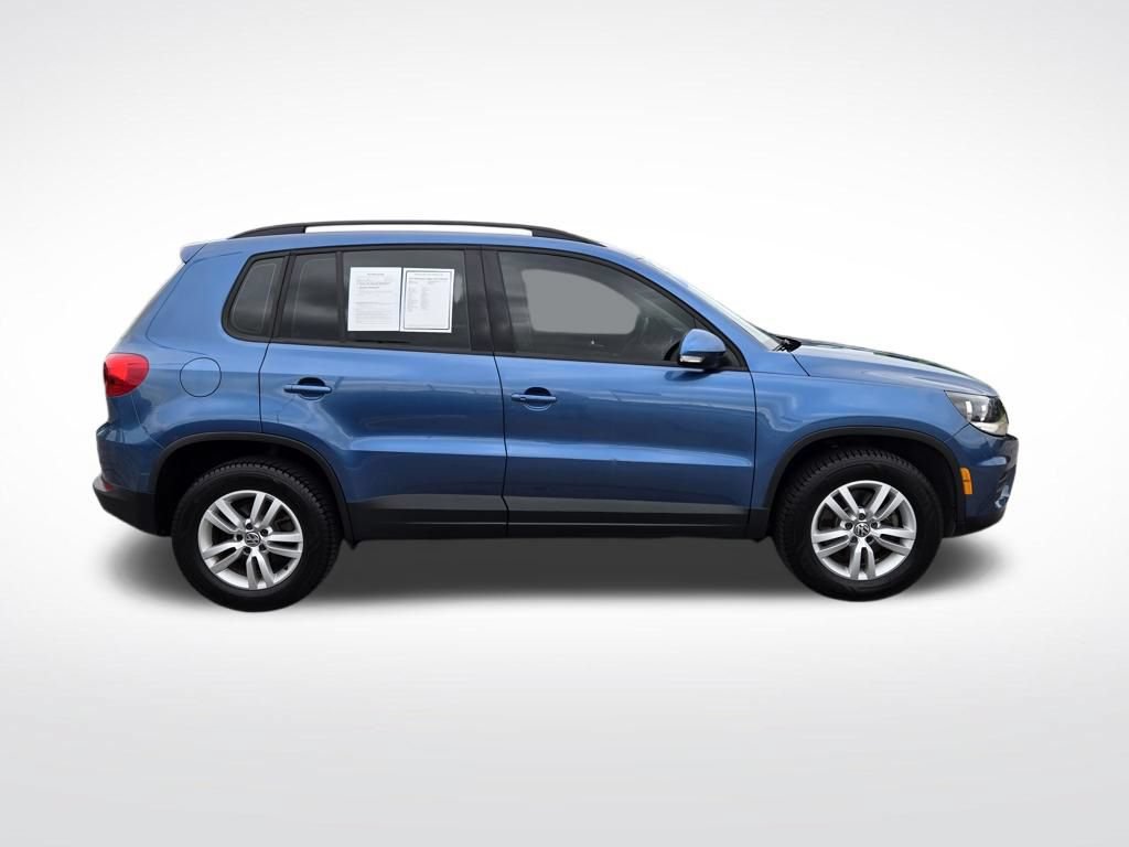 Used 2017 Volkswagen Tiguan S AWD/4WD image 2