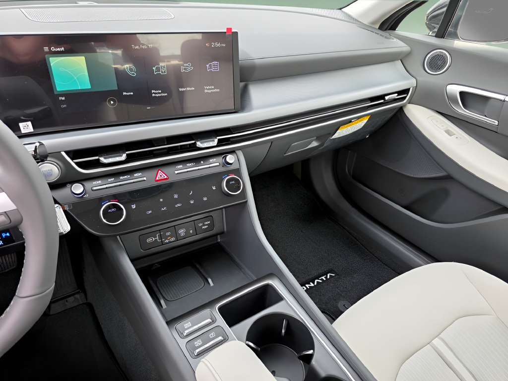 New 2026 Hyundai Sonata SEL AWD/4WD image 17