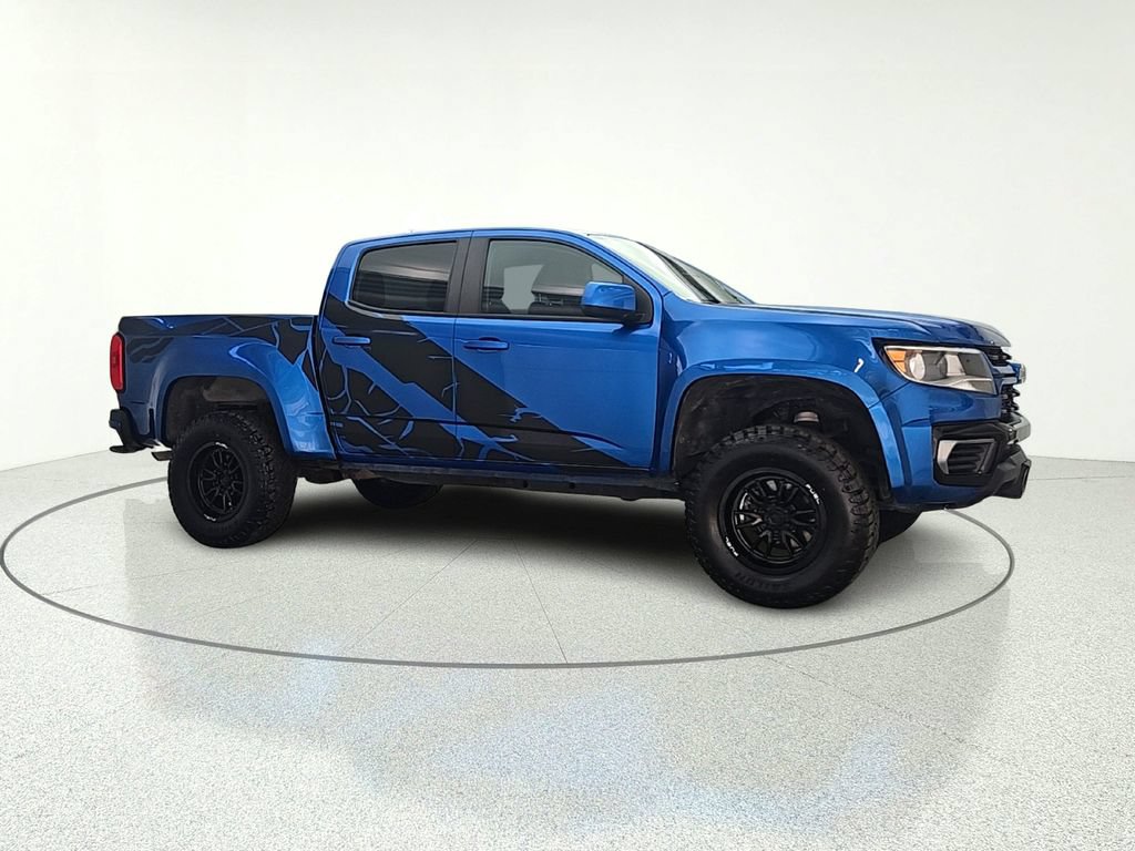 Used 2021 Chevrolet Colorado LT AWD/4WD image 2