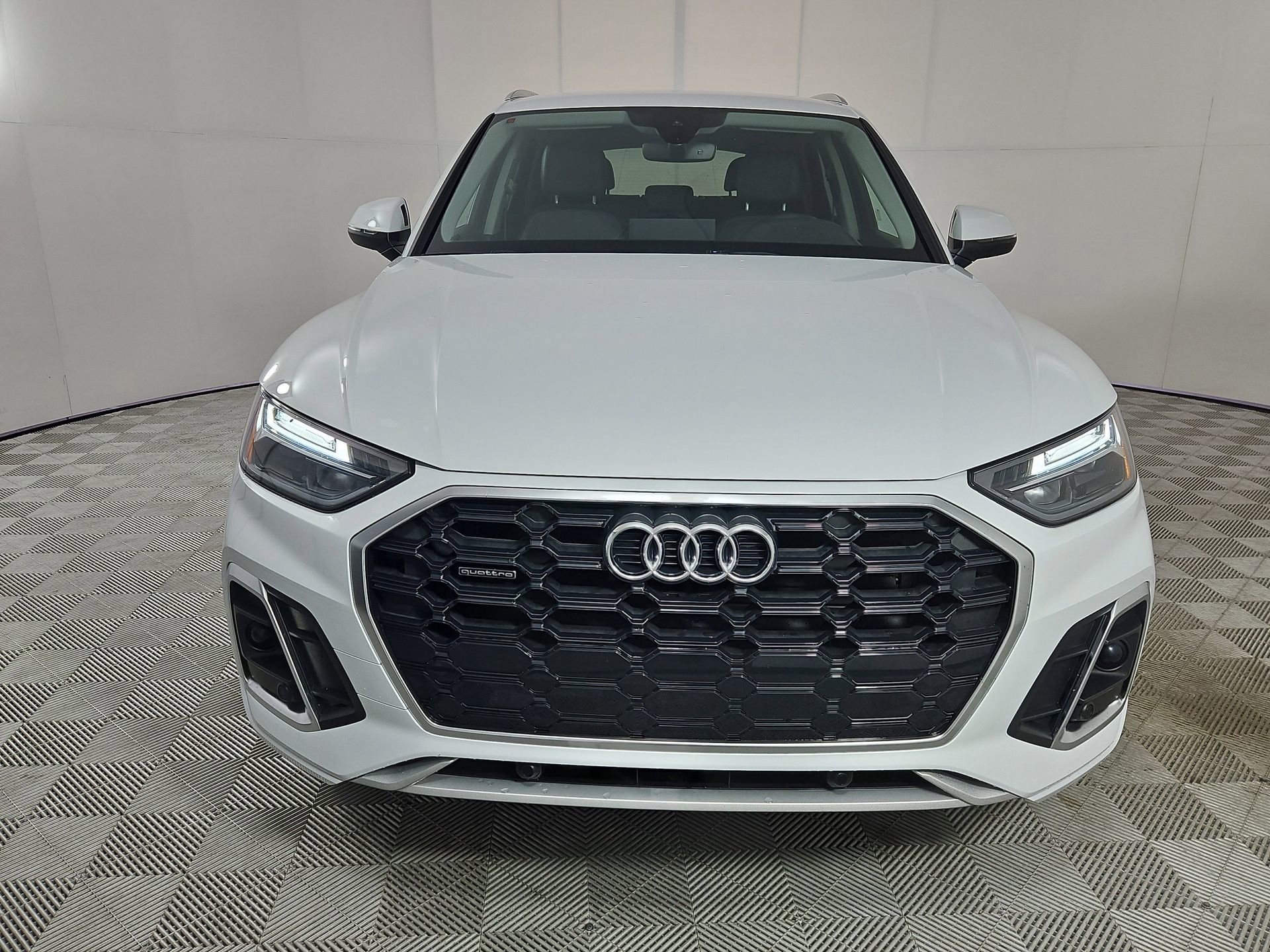 Certified 2023 Audi Q5 2.0T Premium AWD/4WD image 2