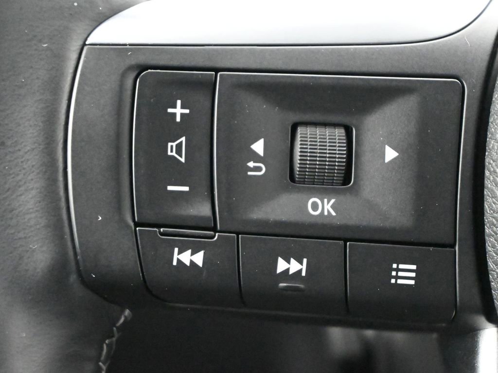 Used 2023 INFINITI QX60 Sensory w/ Cargo Package image 8