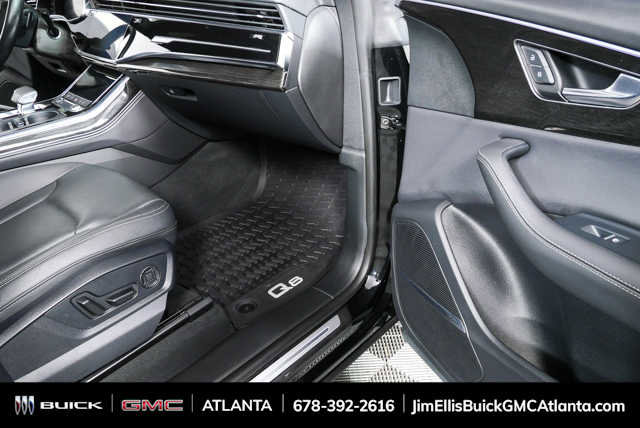 Used 2025 Audi Q8 Premium Plus AWD/4WD image 27