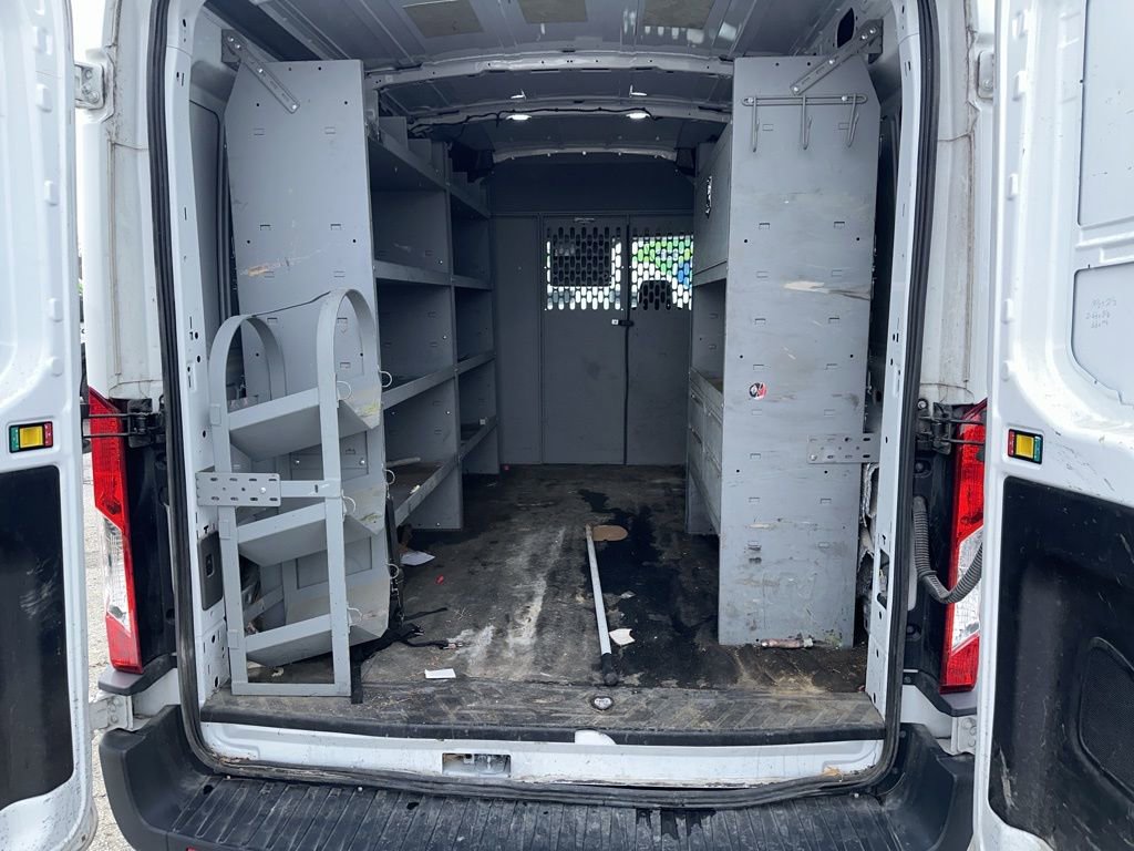 Used 2020 Ford Transit 250 Medium Roof image 3