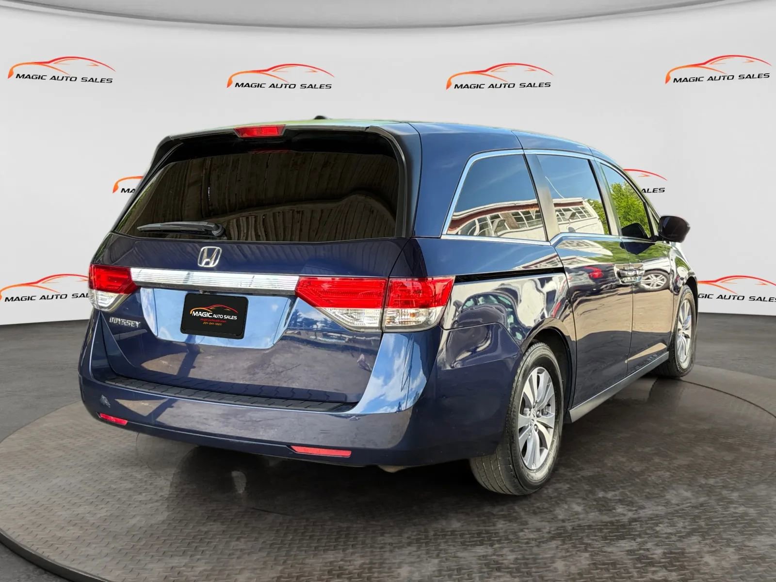Used 2016 Honda Odyssey EX-L image 10