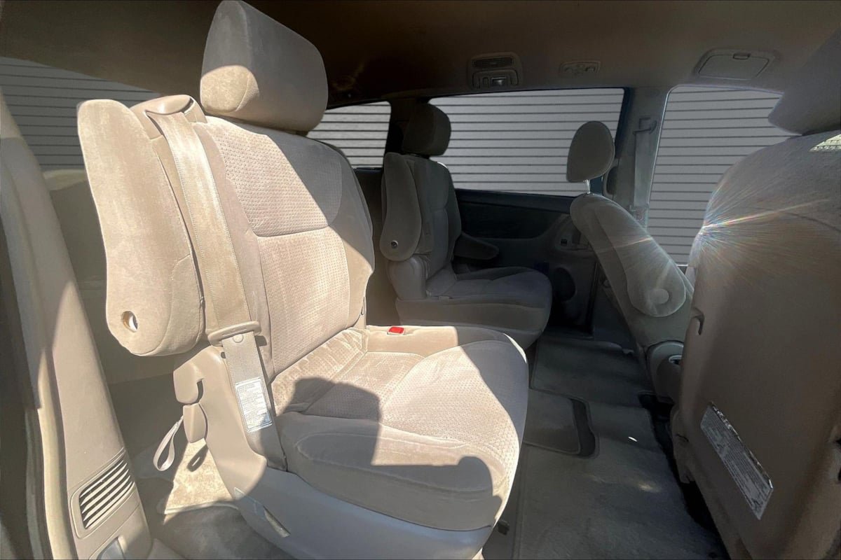 Used 2008 Toyota Sienna LE FWD image 24