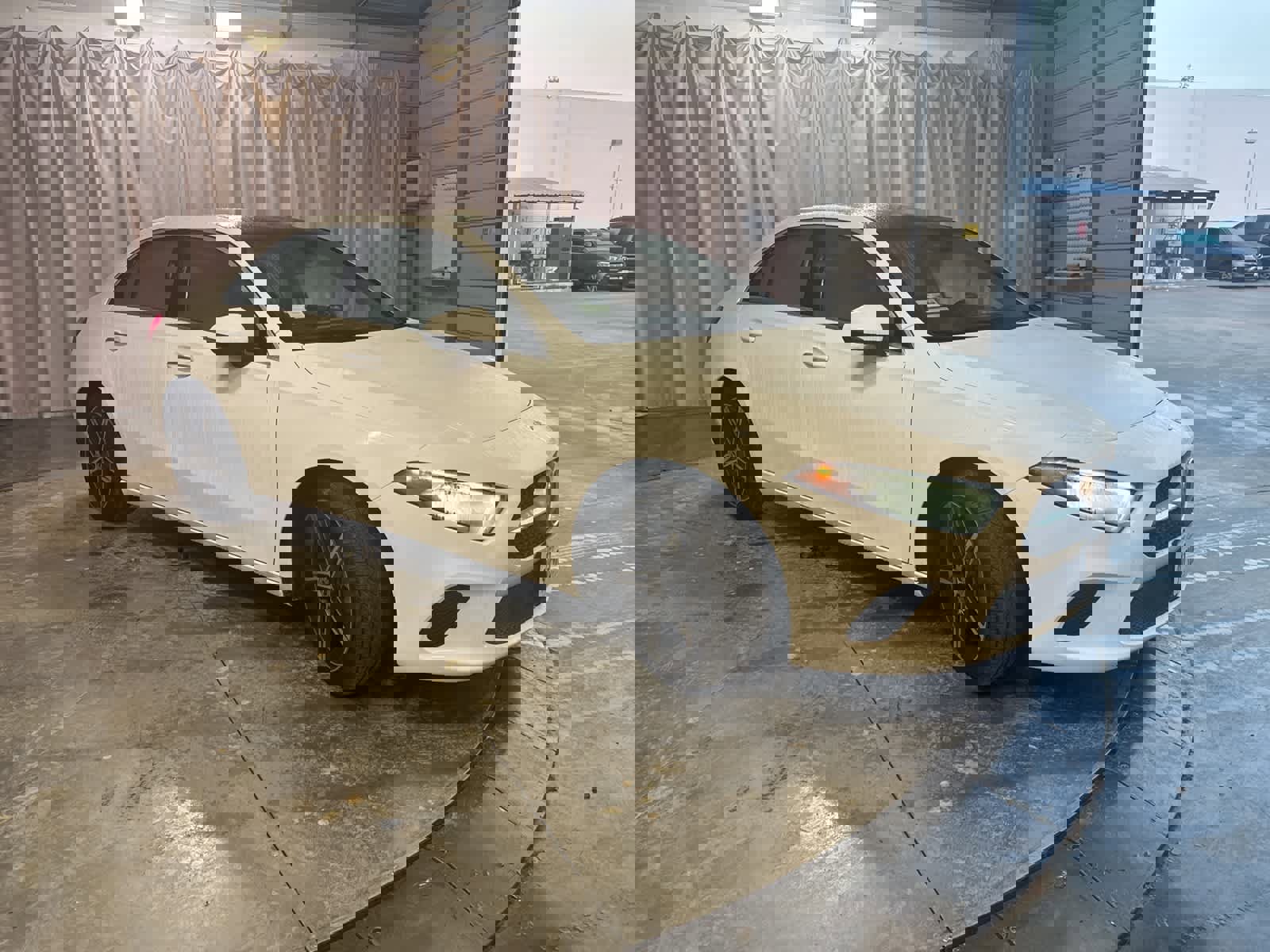 Used 2022 Mercedes-Benz A 220 image 3