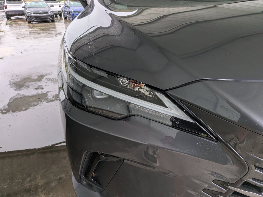 Used 2025 Lexus RX 350 Premium w/ Accessory Package FWD image 12