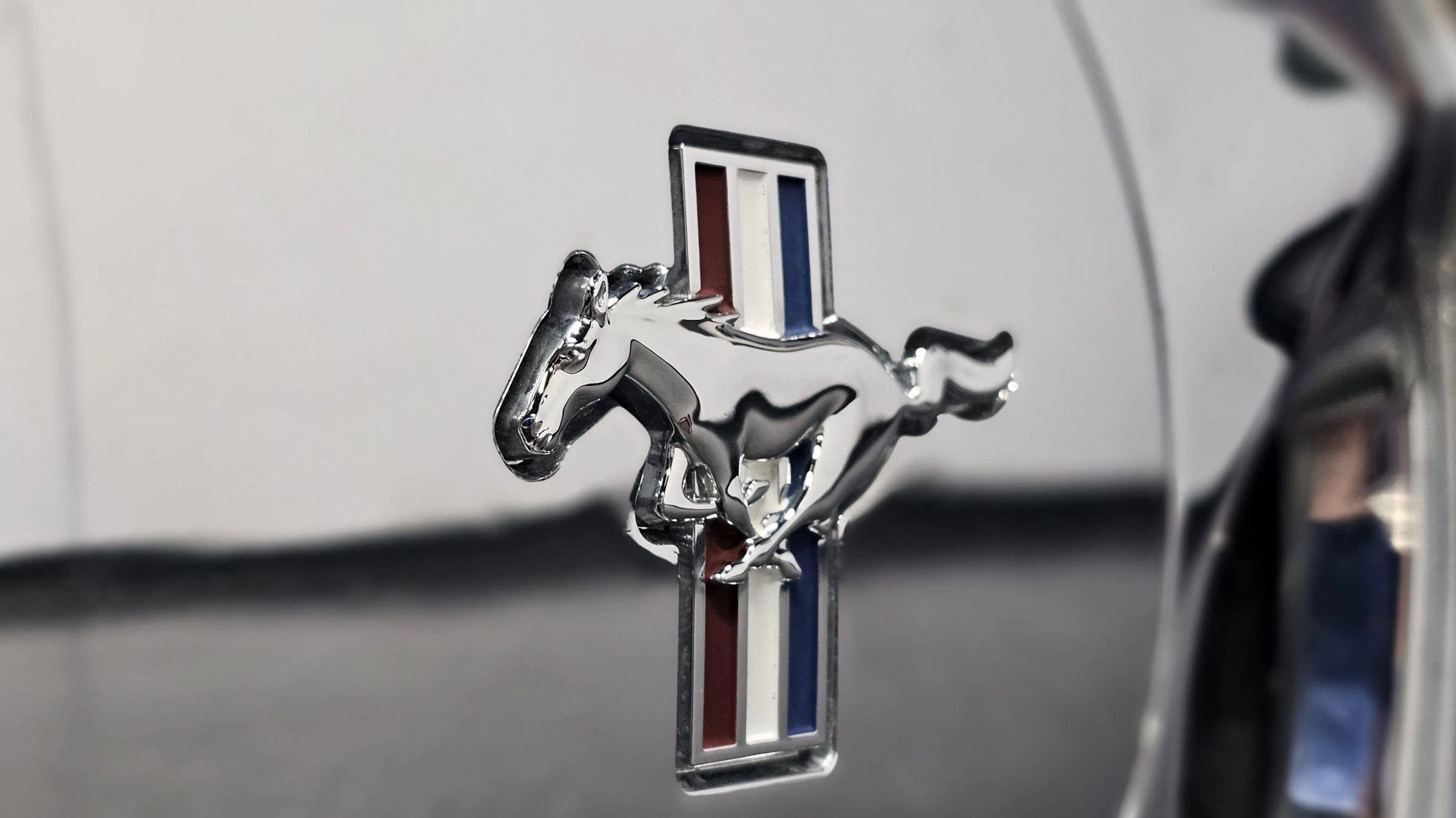 Used 1993 Ford Mustang GT RWD image 32