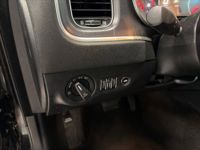 Used 2015 Dodge Charger R/T w/ Plus Group image 17