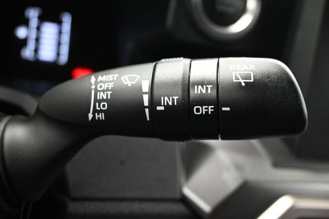 Used 2025 Toyota 4Runner SR5 AWD/4WD image 21