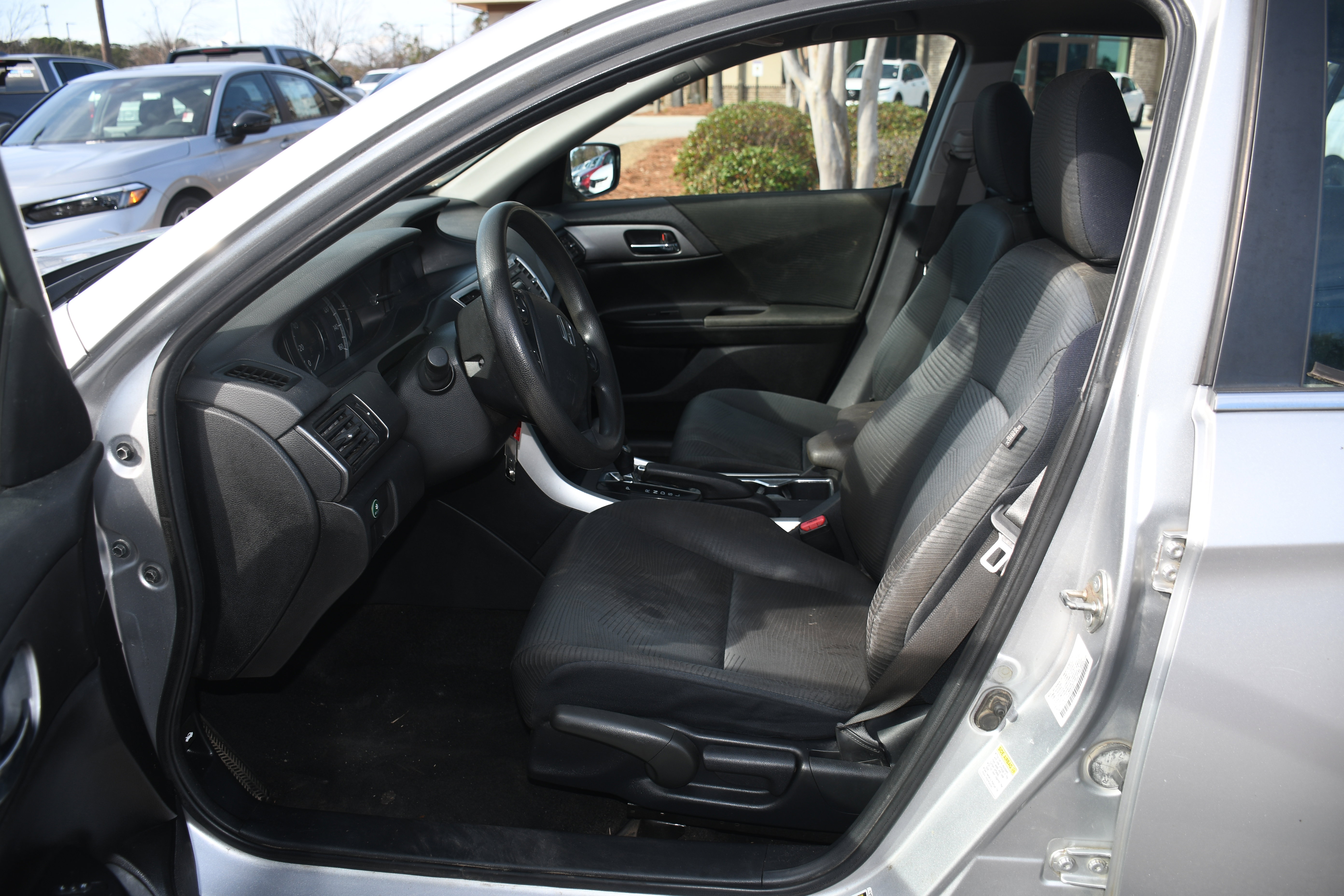 Used 2014 Honda Accord LX image 7