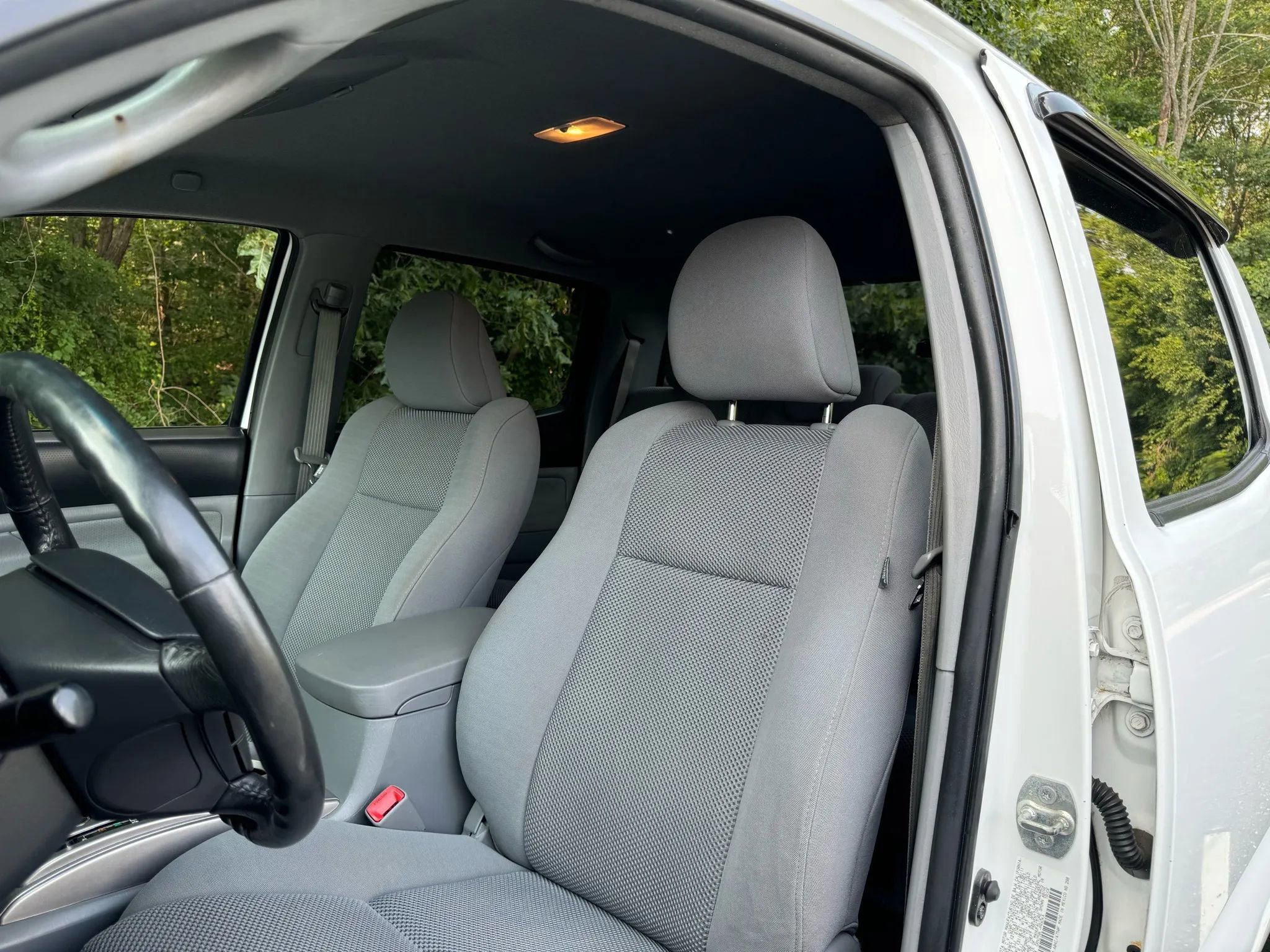 Used 2011 Toyota Tacoma 4x4 Double Cab image 12