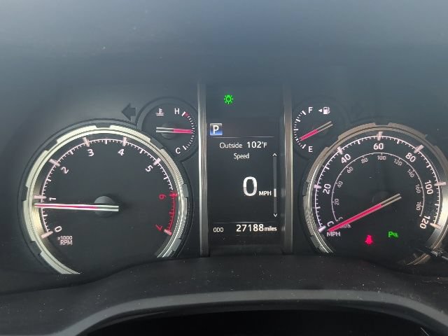 Used 2024 Toyota 4Runner Limited AWD/4WD image 18