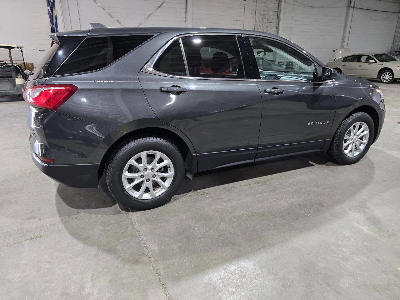 Used 2018 Chevrolet Equinox LT image 13