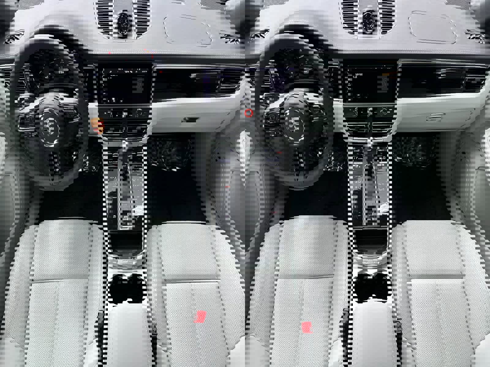 New 2026 Porsche Macan image 6